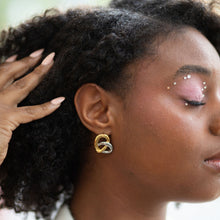 Load image into Gallery viewer, Pretzel Earrings