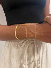 Load image into Gallery viewer, Herringbone Bracelet
