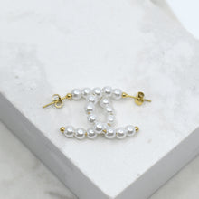 Load image into Gallery viewer, Kimmy Pearl Hoops