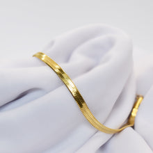 Load image into Gallery viewer, Herringbone Bracelet