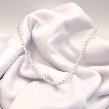 Load image into Gallery viewer, Cove Pearl Necklace