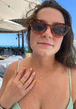 Load image into Gallery viewer, Croissant Ring