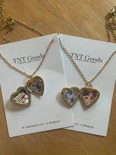 Load image into Gallery viewer, Large Heart Locket