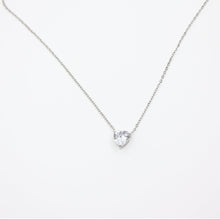 Load image into Gallery viewer, Solitaire Heart Necklace
