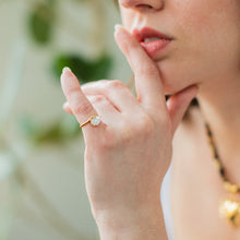 Load image into Gallery viewer, Pinky Ring Pear
