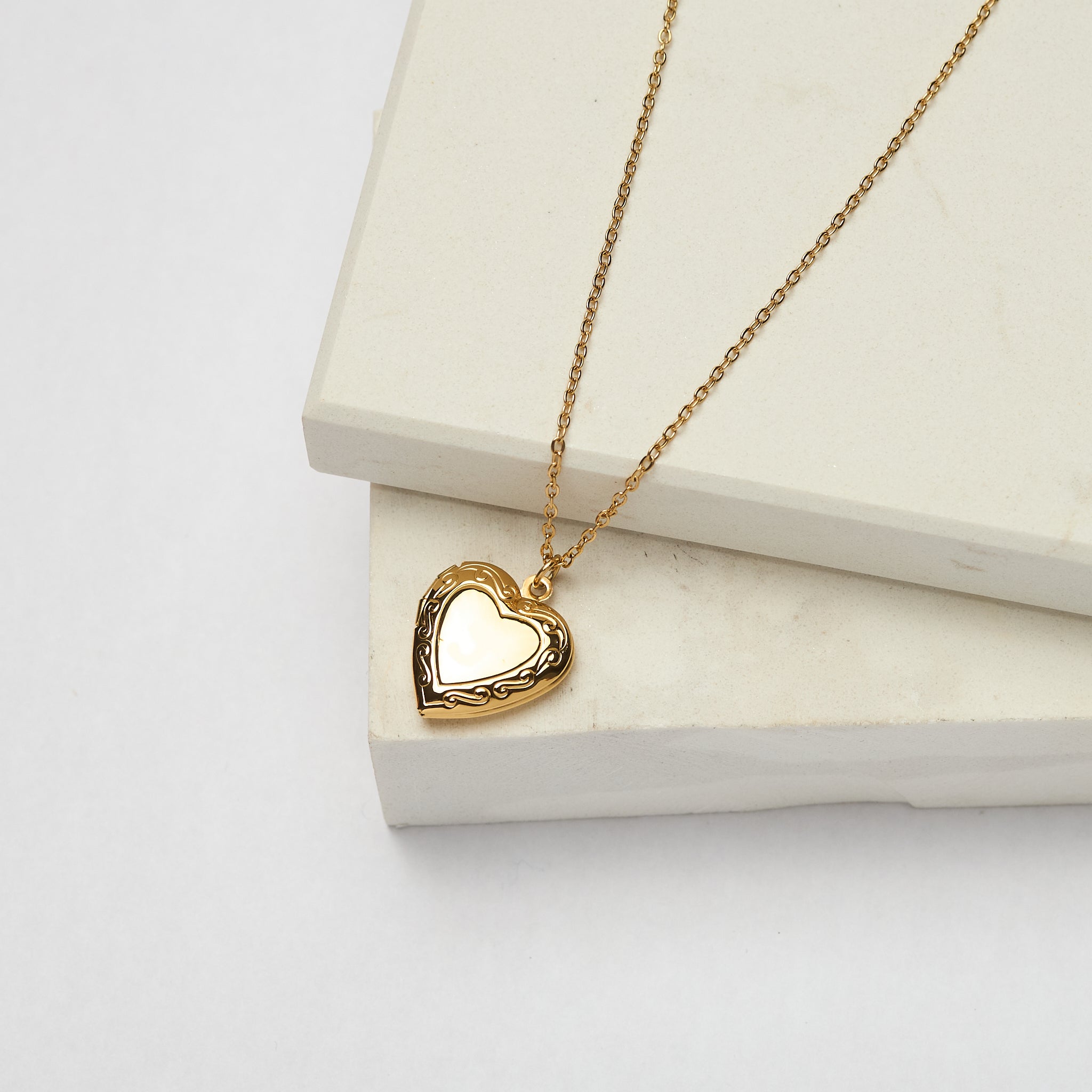 【TATIANA】GLINT BIG RIBBON NECKLACE★送料・関税込★2色 TATIANA☆(silver925) Glint Big Ribbon Necklace☆送料関税込