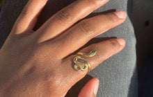 Load image into Gallery viewer, Sly Adjustable Snake Ring
